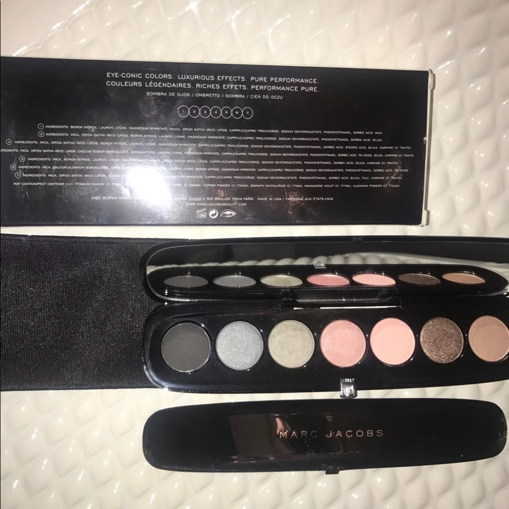 Marc jacobs eye shadow palate